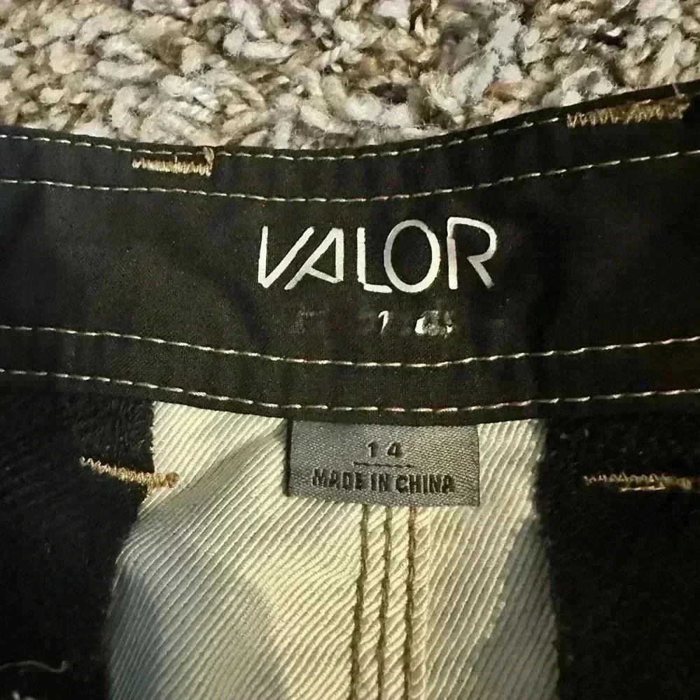 Valor Boy's Surf & Turf Hybrid Board Performance Shorts board shorts khaki 14